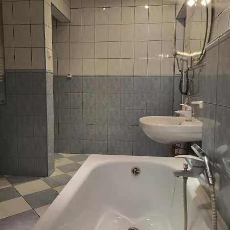 Apartament Przy Bloniach Lägenhet *